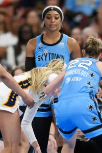 Chicago's Carrington ejected, posts 'white privilege'